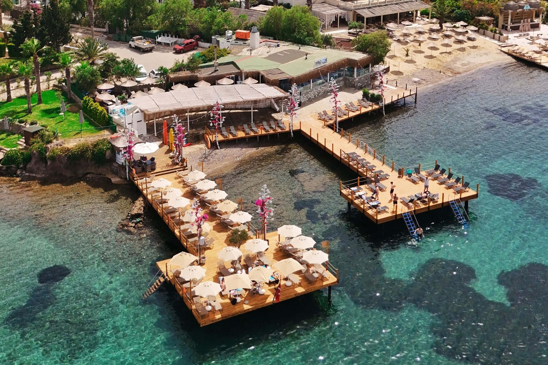 Yalıkavak Denize Sıfır Otel Deniz Manzaralı Konforlu Tatil